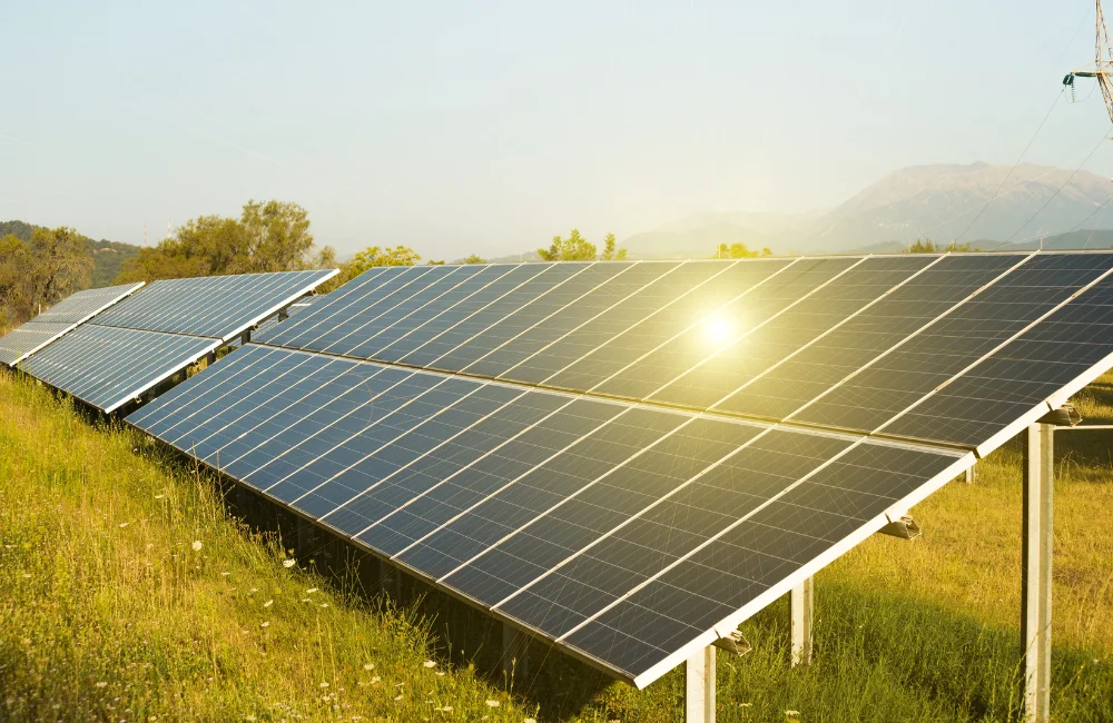 ส่วนประกอบของโซล่าเซลล์ที่ใช้ในการผลิตไฟฟ้า